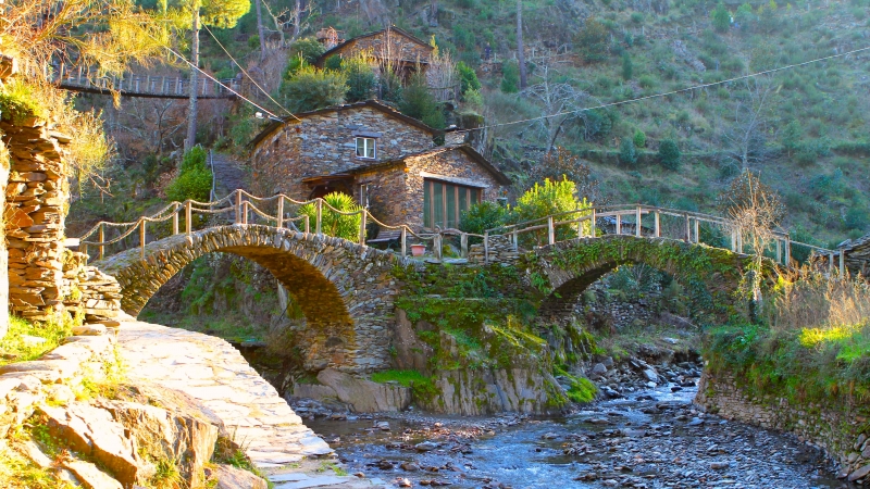 O que fazer em Piódão - Portugal pontos turísticos dicas aldeia passeios turismo hotel
