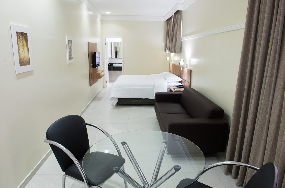 Hotel bom e barato em Curitiba