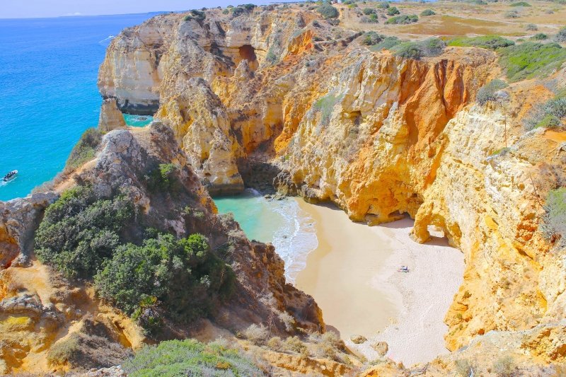 Paraísos escondidos no Algarve - Praias secretas no Algarve - Lugares escondidos no Algarve - Praias desertas no Algarve - Praias pouco frequentadas - Algarve escondido - Sítios a visitar no Algarve - Praias secretas Albufeira - Praias secretas Portimão - Praias secretas Lagos