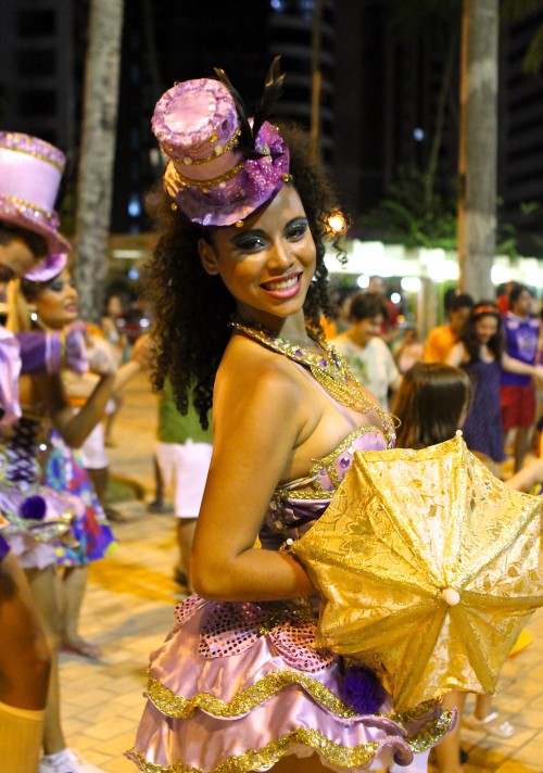 Carnaval de Olinda Pernambuco Recife Dicas Passeios onde ficar hotel pousada