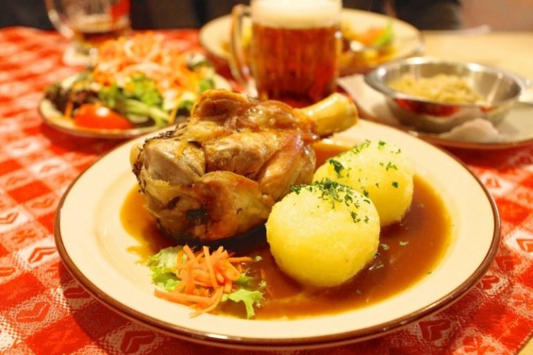 Culinária típica alemã Comidas típicas da Alemanha Pratos típicos Culinária típica alemã Comidas típicas da Alemanha Pratos típicos